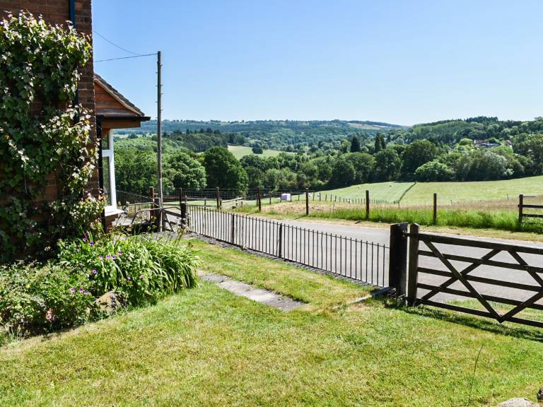 Cottage  Kidderminster