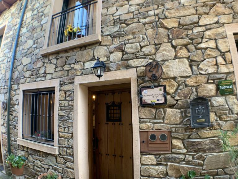 Casa La Serna del Monte