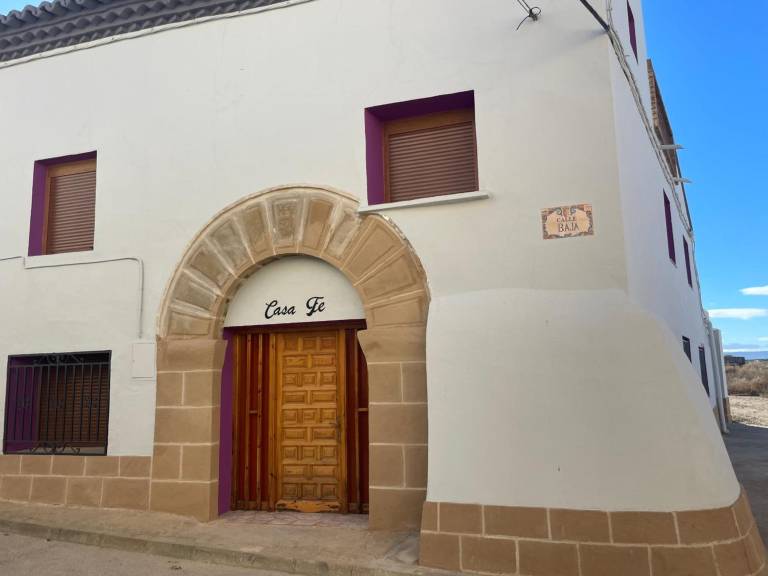 House with grill, patio & garden | Garden view in Huesca