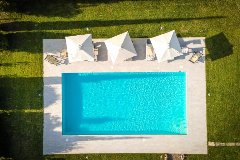 Villa with grill, private pool & yard — photo 2