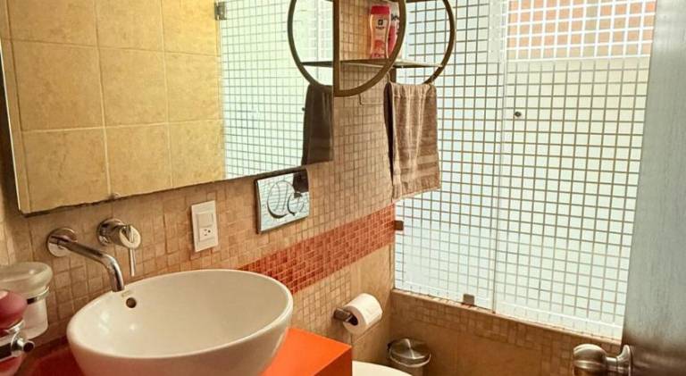 Rental apartment with jacuzzi — photo 2