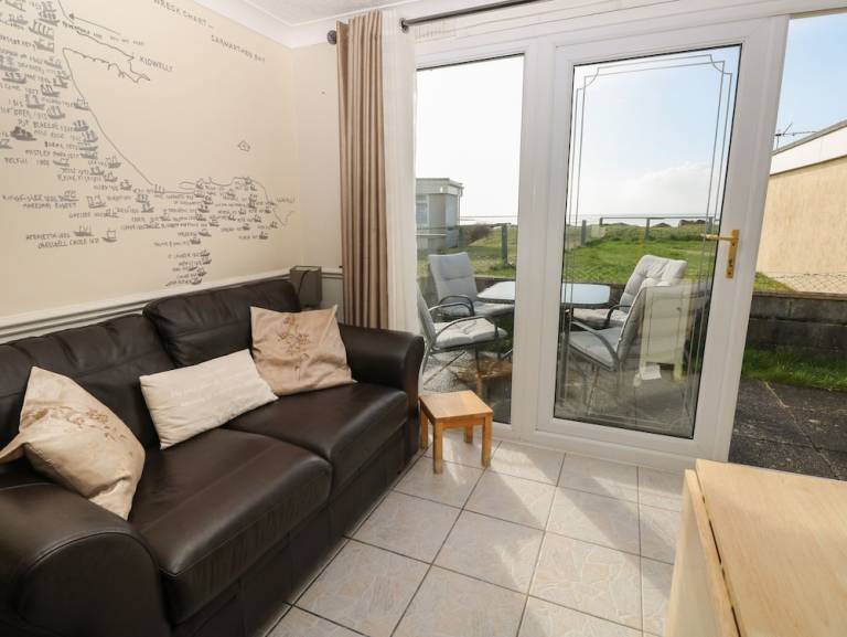 Cottage Burry Port