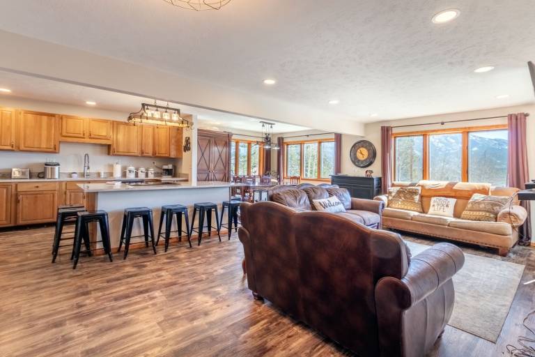 House Grand Lake