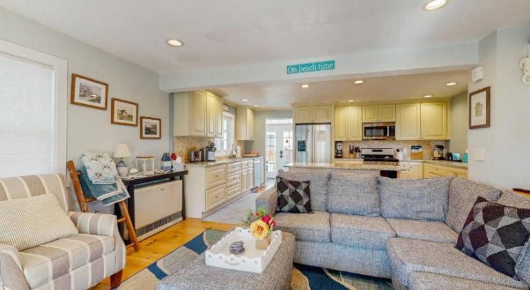 Beautiful vacation home | Close to the beach | Pets allowed — photo 3