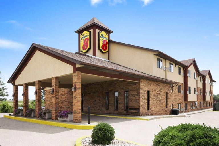 Super 8 By Wyndham Marion — photo 4