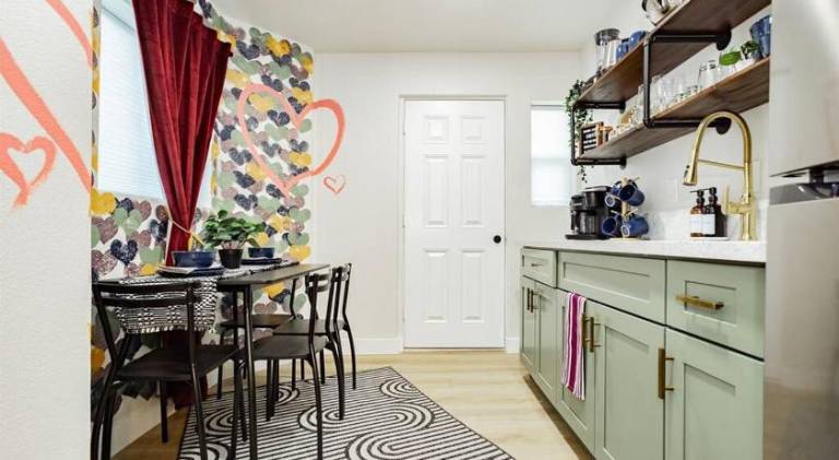 Vacation home | Close to The Strat — photo 5