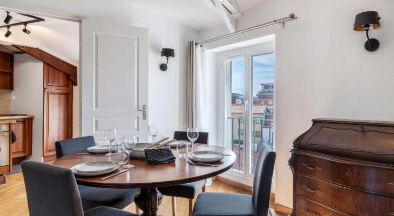 Fully equipped rental apartment | Close to Castle Hill | Beach nearby | Good for workation | Pets allowed — photo 3