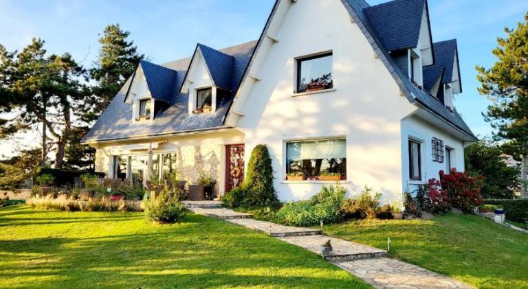 Chambres d'Hotes "Les Pins" in Coquelles