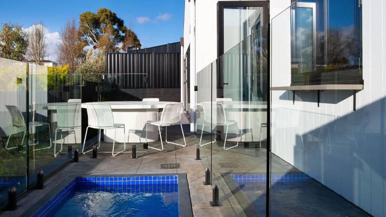 House  Hepburn Springs