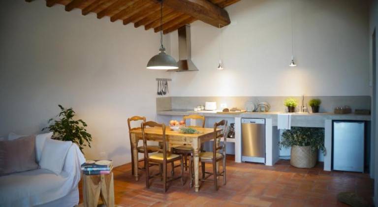 Farm with yard, pool & terrace | Pet-friendly — photo 4