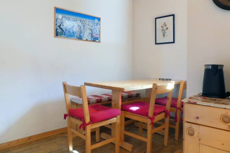 Holiday apartment with 2 rooms for 4 persons — photo 2