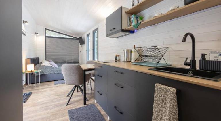 Wonderful house with yard & patio | Pet-friendly — photo 3