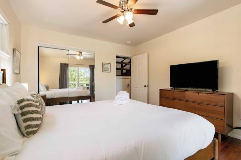 House  Crestline