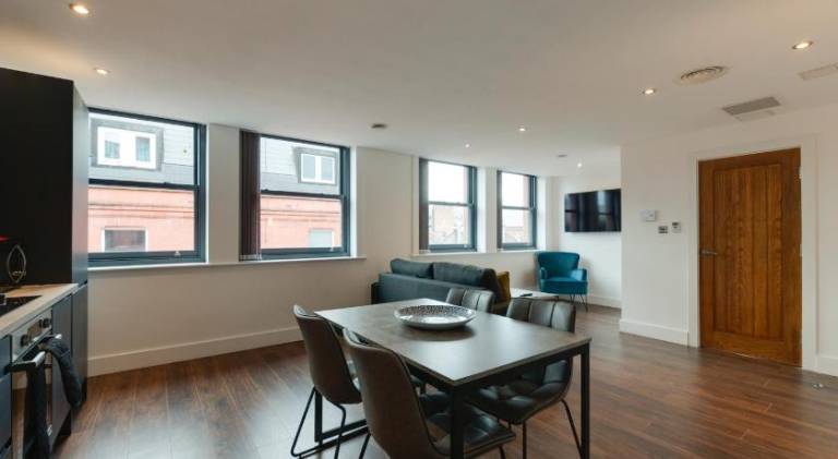 Fully equipped pleasant apartment | Close to The Beatles Story | Suitable for remote work | Pets allowed — photo 5