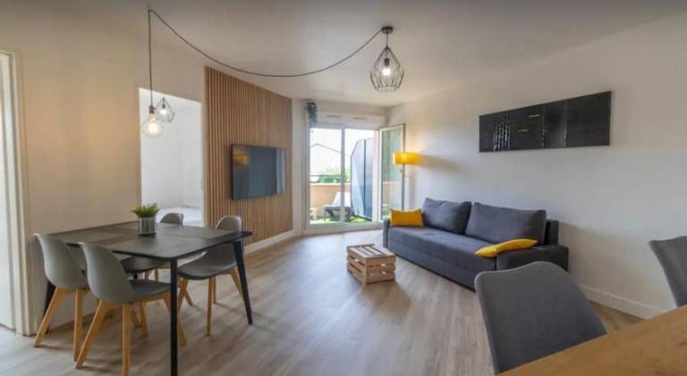 Holiday apartment with private pool | Suitable for remote work — photo 2