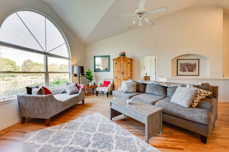 Pet-Friendly Longmont Home w/ McIntosh Lake Access — photo 5