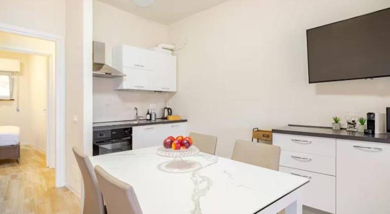 Apartment with 1 room for 4 persons — photo 3