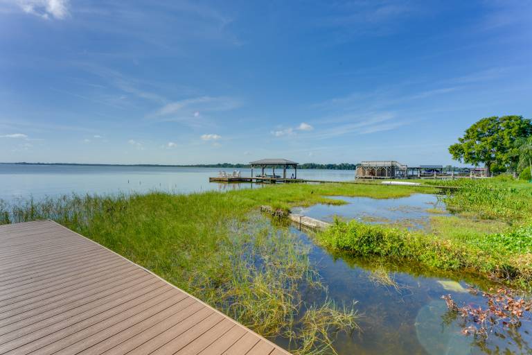 Dora Canal Views & Shared Dock: Apt in Tavares! in Tavares, FL