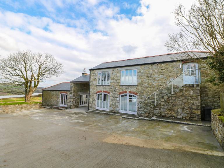 Cottage with garden & jacuzzi — photo 2