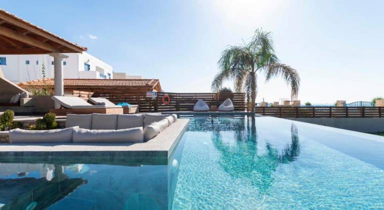 Fully equipped wonderful villa with patio, grill & private pool | Close to the beach | Pet-friendly — photo 3