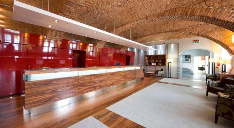 Jet Hotel — photo 3