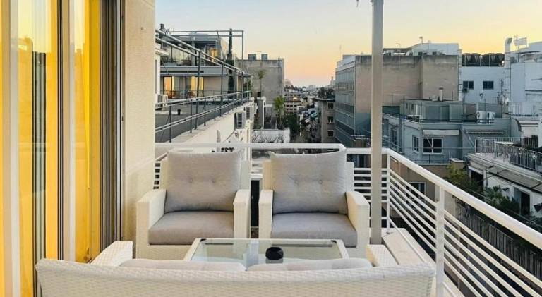 Fully equipped holiday apartment with terrace | Close to Syntagma Square | Dogs allowed — photo 4