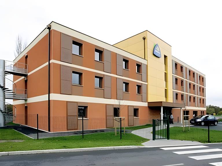 Sure Hotel by Best Western St-Amand-les-Eaux in Saint-Amand-les-Eaux