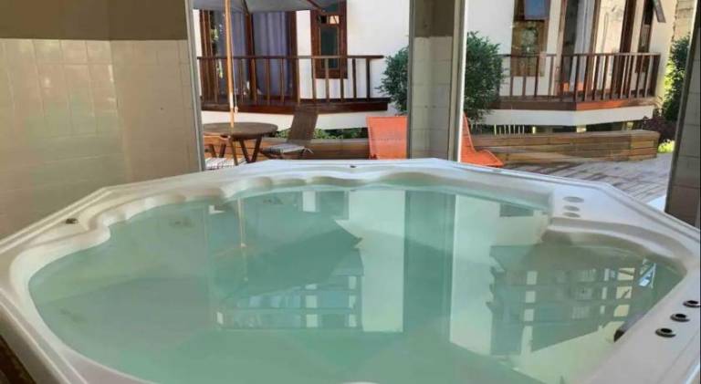 Serviced apartment with terrace, pool & sauna — photo 4
