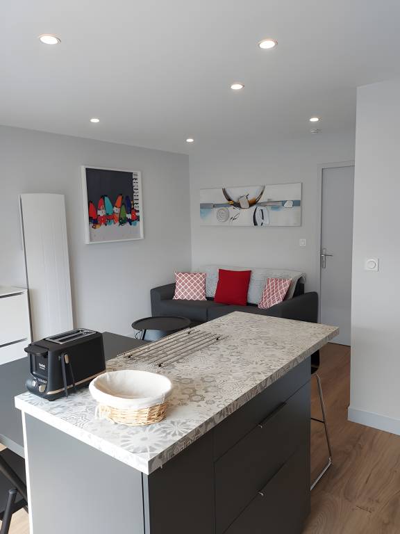 Ty An Heol Cottage: Private Terrace & Wi-Fi in Le Conquet, Brittany — photo 4