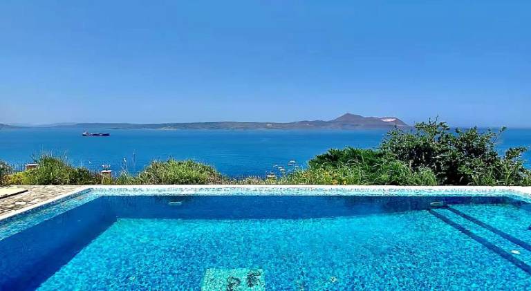 Villa with private pool, patio & yard in Apokoronas