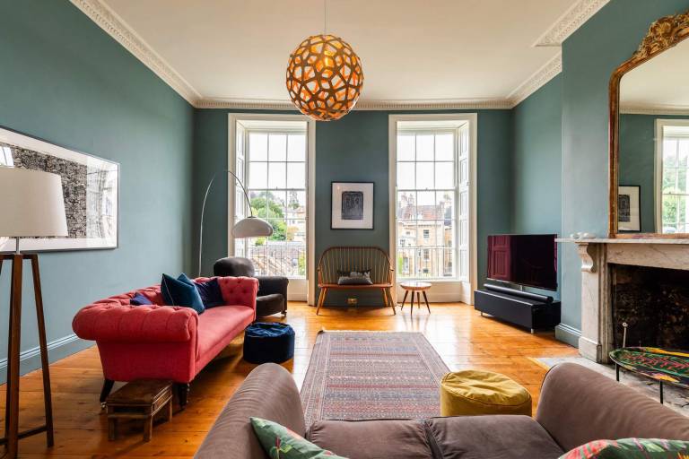 Family-friendly pleasant house with fast internet & garden | Next to The Circus | Mountain view | Dogs allowed in Bath