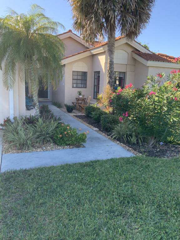 Beautiful Home Gated golf course in Bonita Springs — photo 2