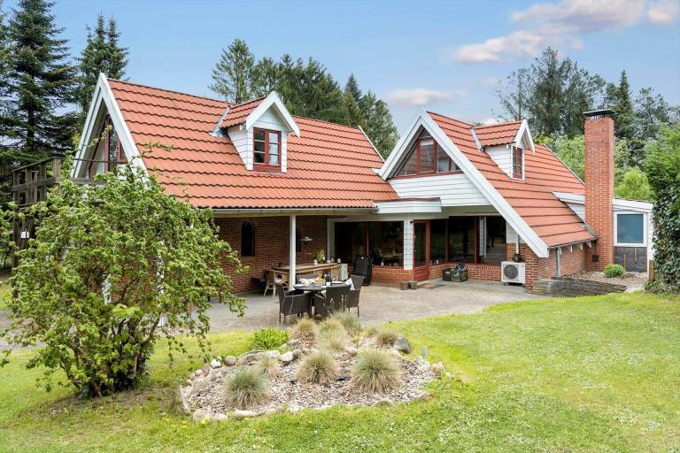 Charming house with barbecue & terrace | Pet-friendly in Ebeltoft