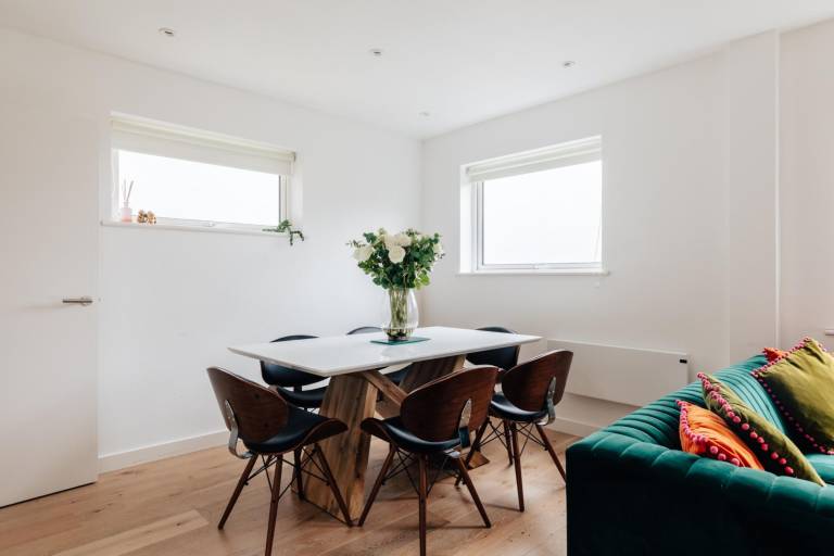Family-friendly pleasant apartment with garden | Next to Royal Crescent | Garden view | Pet-friendly — photo 3