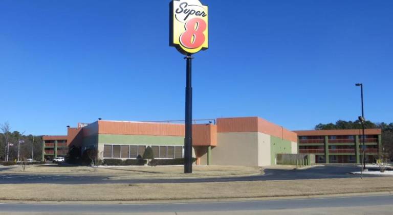 Super 8 By Wyndham Little Rock/Otter Creek — photo 2