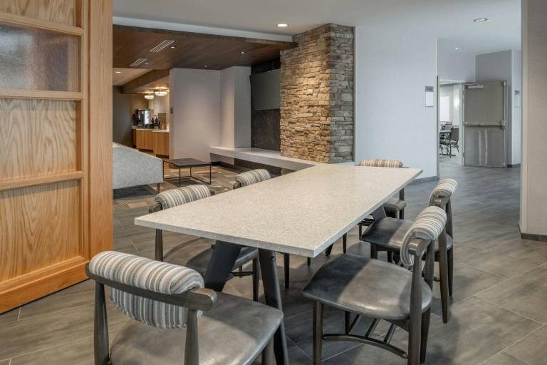 Fairfield Inn Issaquah — photo 4