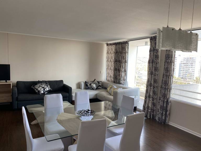 Family-friendly rental apartment with pool, patio & barbecue | Pet-friendly — photo 5