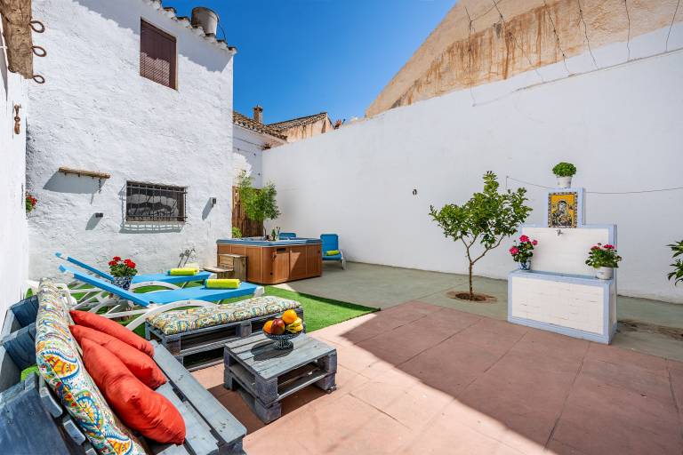 Holiday Home 'Amelia y Juan de Dios' with Private Terrace, Wi-Fi and Air Conditioning — photo 5