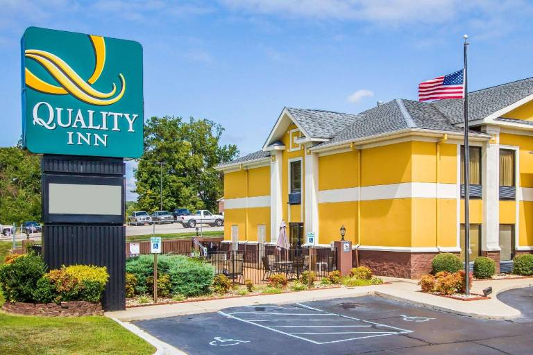 Quality Inn Alexander City in Alexander City, AL