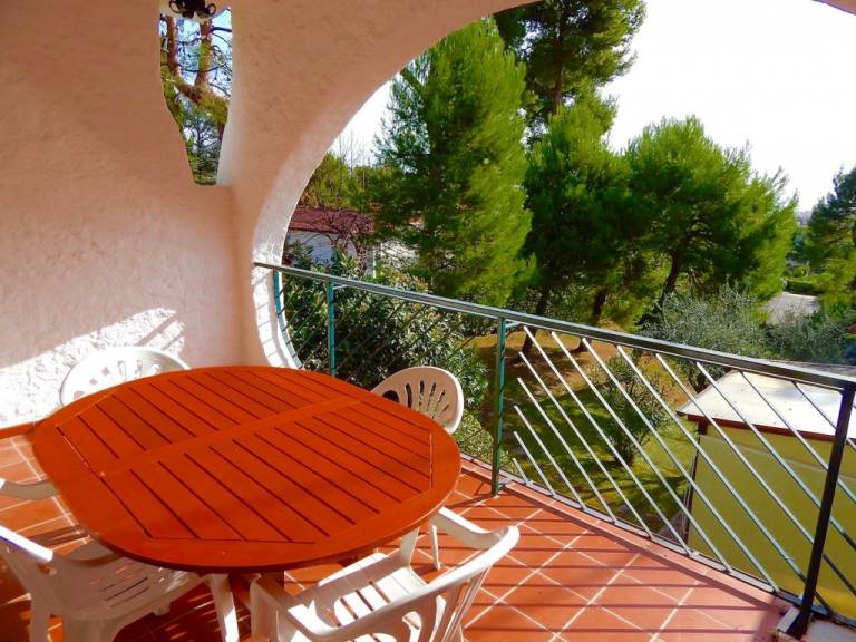 Family-friendly lovely holiday apartment with patio | Panoramic view | Pets allowed — photo 2