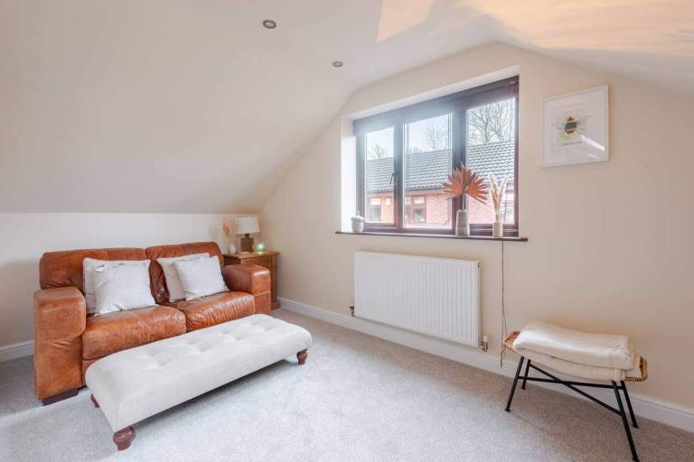 Cozy Nottingham Apartment with Charm