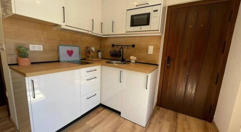 Apartment with 1 room for 3 persons — photo 4