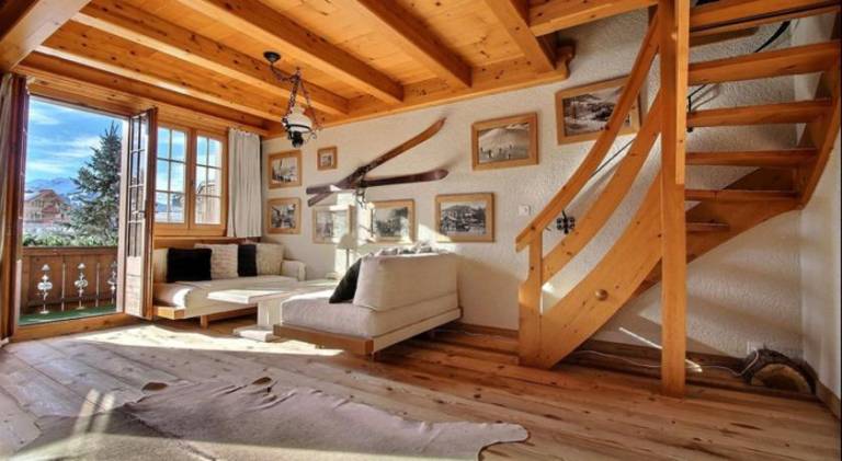 Chalet with 4 rooms for 10 persons in Saanen