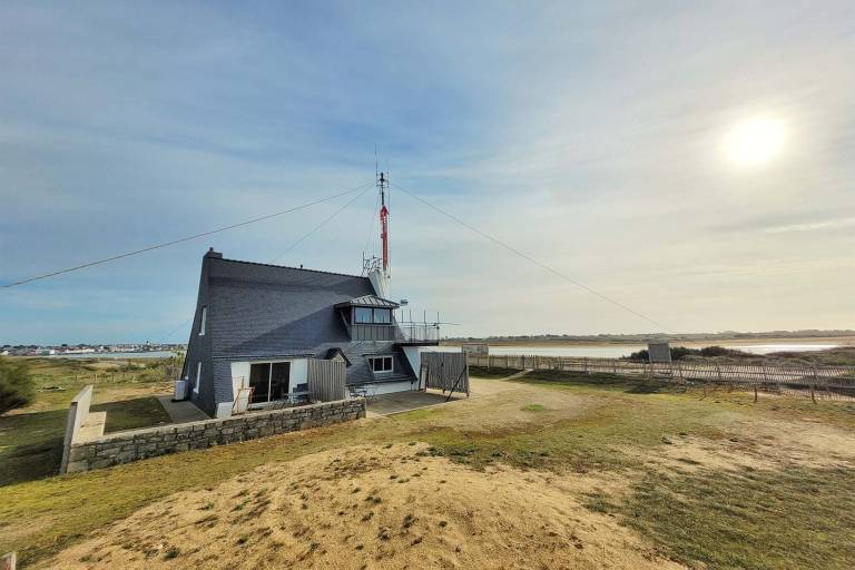 Holiday apartment with yard & patio | Beach nearby | Pets allowed — photo 2