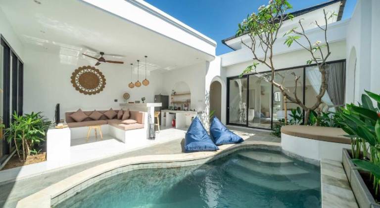 3BR Private Pool Villa Uluwatu K1-3A in Pecatu