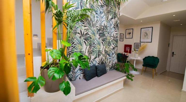 Lunar Hotel Modern Boutique — photo 4