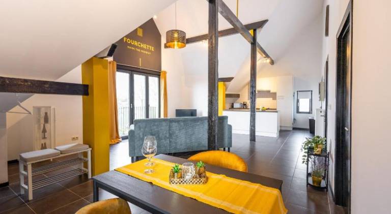 Rental apartment with patio & garden in Liege