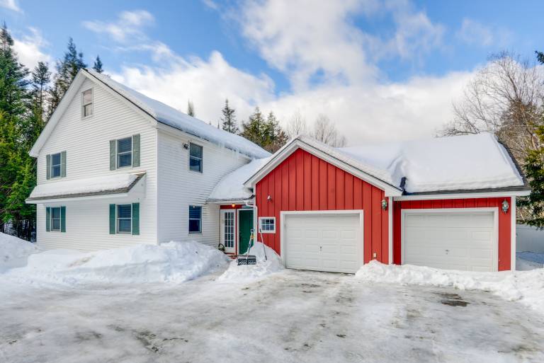 Ski, Golf & Hike: Spacious Dover Retreat! — photo 3