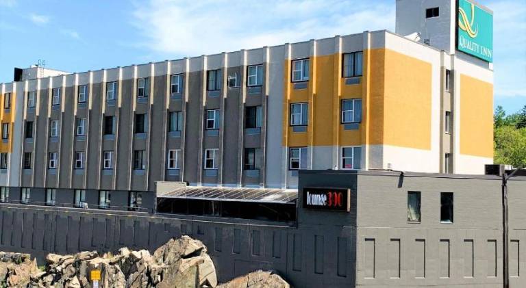 Quality Inn & Conference Centre Downtown — photo 5