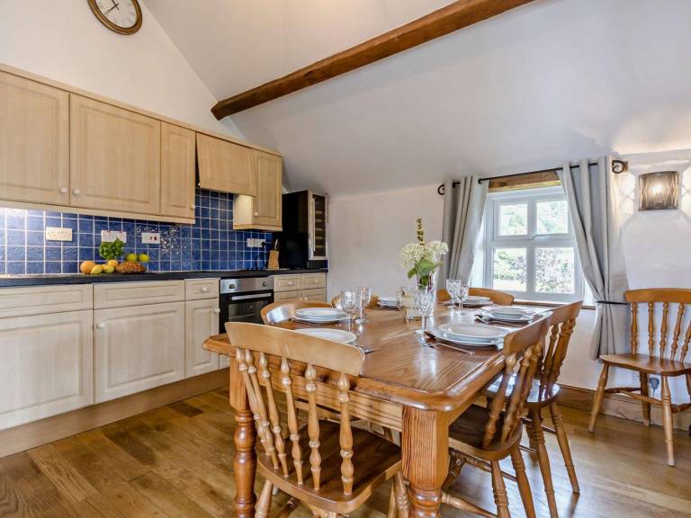 Fully equipped charming cottage with sauna & yard | Dogs allowed — photo 4